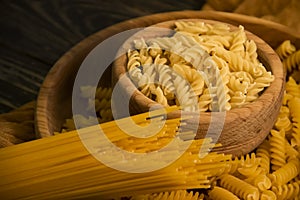 Dry spaghetti cuisine gourme  bunch   delicious  collection t on wooden background nutrition uncooked