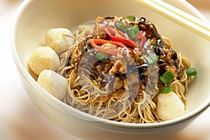 Dry Wantan noodle