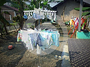 drying baby clothes in summer