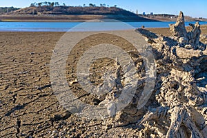 Drying bottom of the Simferopol reservoir