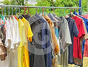 Drying clothes, Clothes hanging on the clothesline