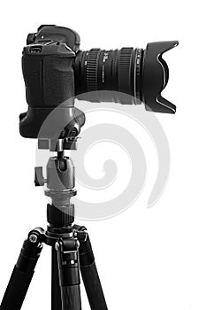 Dslr camera on tripod