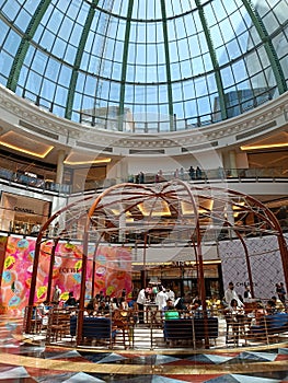 Dubai luxury mall cafee