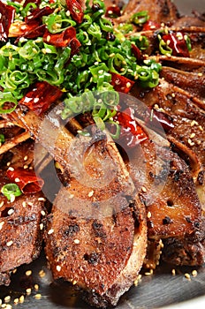 Duck head with chili pot