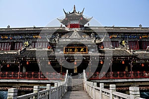 Dujiangyan, China: Lang Qiao Covered Bridge