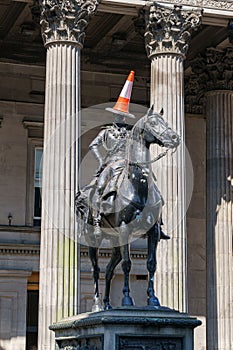 Duke of Wellington statue in Glasgow - view in front of the museum columns