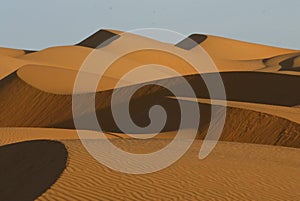 Dunas del desierto del SÃÂ¡hara, Marruecos photo