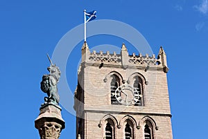 Dundees Steeple Church & Unicorn Statue