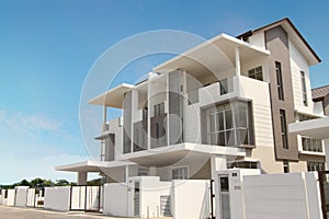 Duplex house