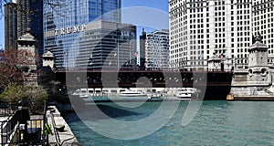 DuSable Bridge on Michigan Avenue