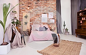 Dusty pink bedroom