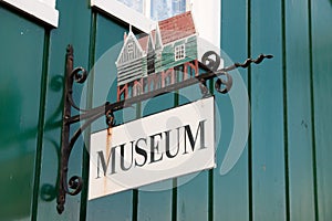 Dutch sign for museum