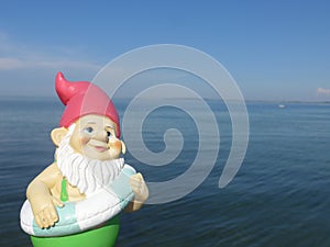 Dwarf with floating ring seaside