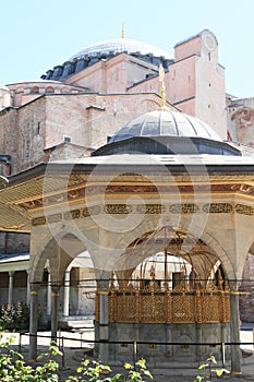 Dwell on Hagia Sofia in Istanbul