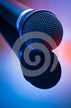 Dynamic microphone