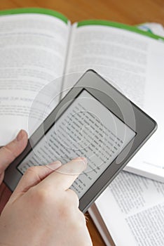 E-Book Reader