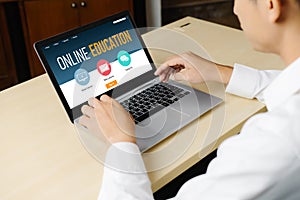 E-learning website with modish sofware for student to study on the internet