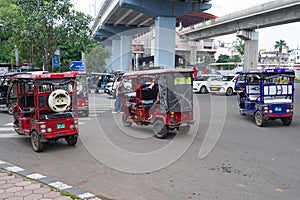 E-rickshaw problem or solution in India
