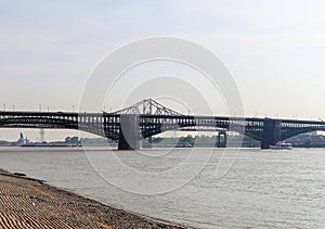 Eads Bridge