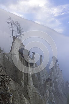 La tierra pirámides de2 829 más cercano a sur Tirol 