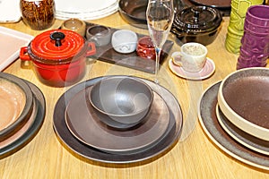 Earthware Tableware