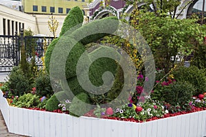 Easter bunny topiary