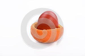 Easter egg in mandarin crust