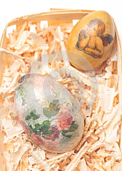 Easter eggs made decoupage methods