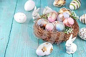 Easter nests and eggs background