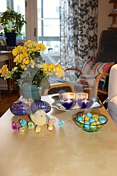 An Easterly decorated living room table photo