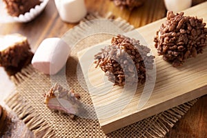 Easy christmas cocoa puffed rice balls