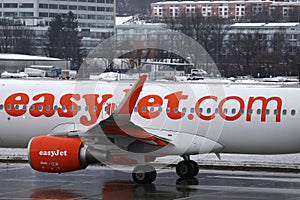 Easyjet landing in Innsbruck Airport, INN, snow in winter