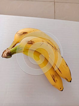 Eat a cheap and nutritious banana