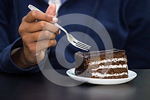 Mangiare cioccolato torta 