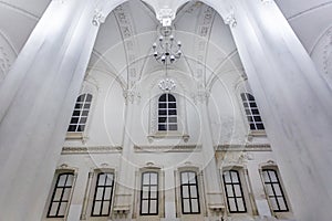 Eclectic elements of the interior of a large choral Jewish synagogue