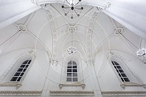 Eclectic elements of the interior of a large choral Jewish synagogue