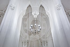 Eclectic elements of the interior of a large choral Jewish synagogue