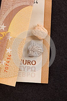 Ecstacy pills and eur bills