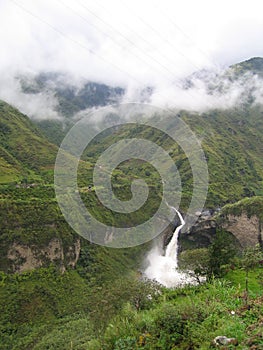 Ecuatoriano cascada 