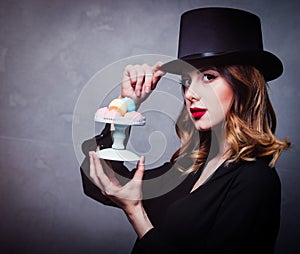 Edhead girl in top hat with marshmallow