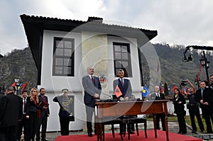 Edi Rama and Hashim Thaqi in front of the League of Prizren