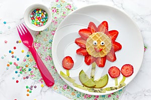 Edible fruit flower - creative summer breakfast or snack for kid