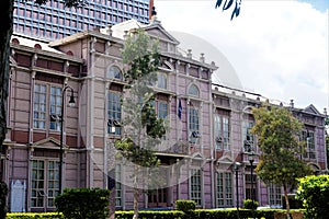 Edificio Metalico - an old school in the center of San Jose photo