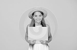 Effective advertising. Girl straw hat. Advertisement concept. Promoting tourism. Bright advertisement. Need your