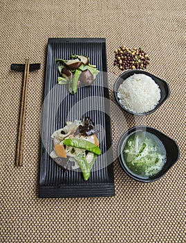 Egg cake, roughage steamed bread and side dishes breakfast set meal