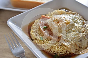 Egg ham noodle