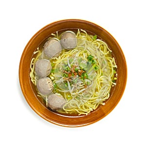 Egg Noodles with Beef Balls in clear Soup ontop spring onion