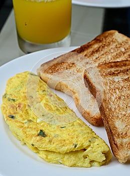 Egg omelet with toast