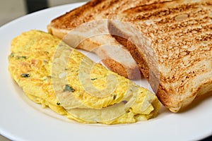 Egg omelet with toast