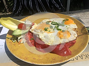 Egg sandwich luch meal bread with vegetables and beef